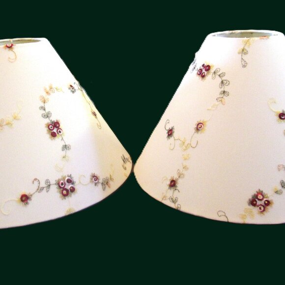 Vtg Off White Large Hurricane lampshade pair of delicate red flowers & green vin - Picture 10 of 16